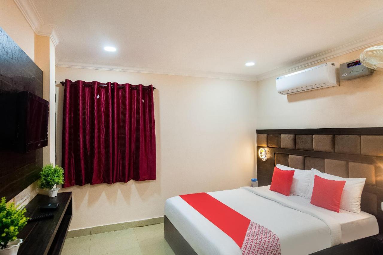Hotel Park Tower Chennai Exterior foto